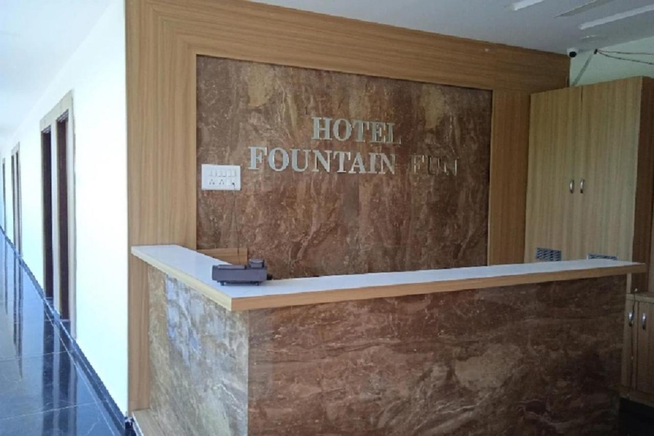 Pātan Hotel Fountain Fun מראה חיצוני תמונה